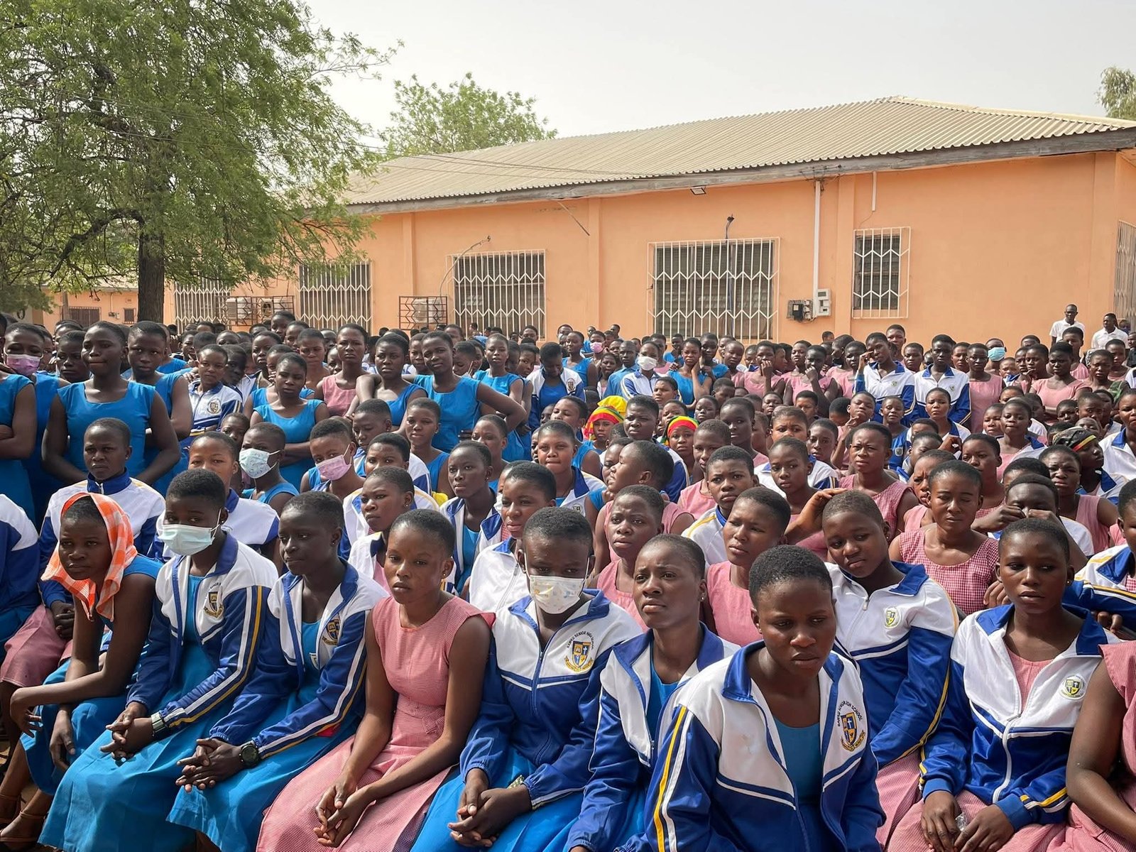 Prof. Agbango donates GHC 50,000 to Bawku SHS, urges old students to give back Prof. Agbango donates GHC 50,000 to Bawku SHS, urges old students to give back