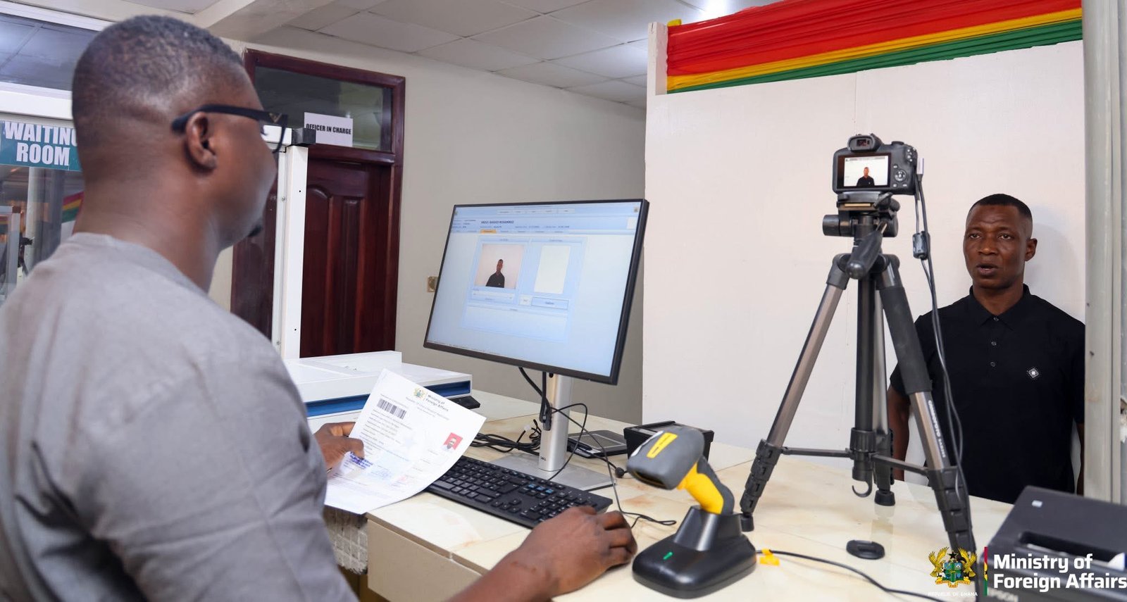 Deputy Foreign Affairs Minister commissions Passport Application Centre in Goaso