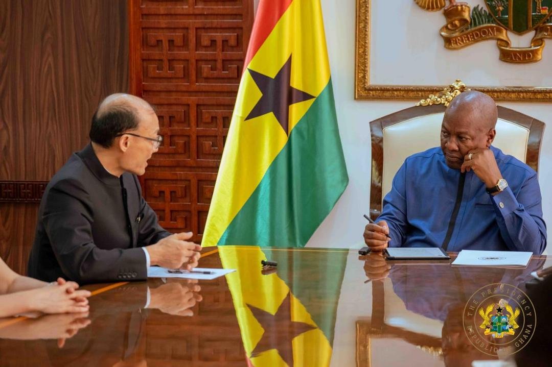 Chinese Ambassador bids farewell to President Mahama