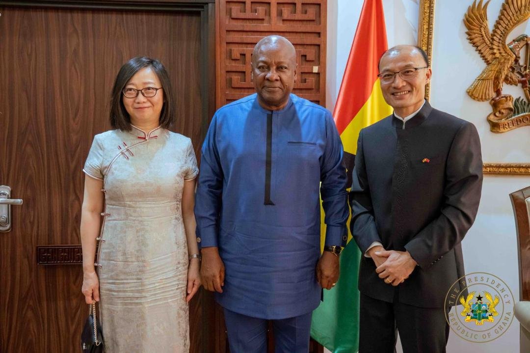 Chinese Ambassador bids farewell to President Mahama