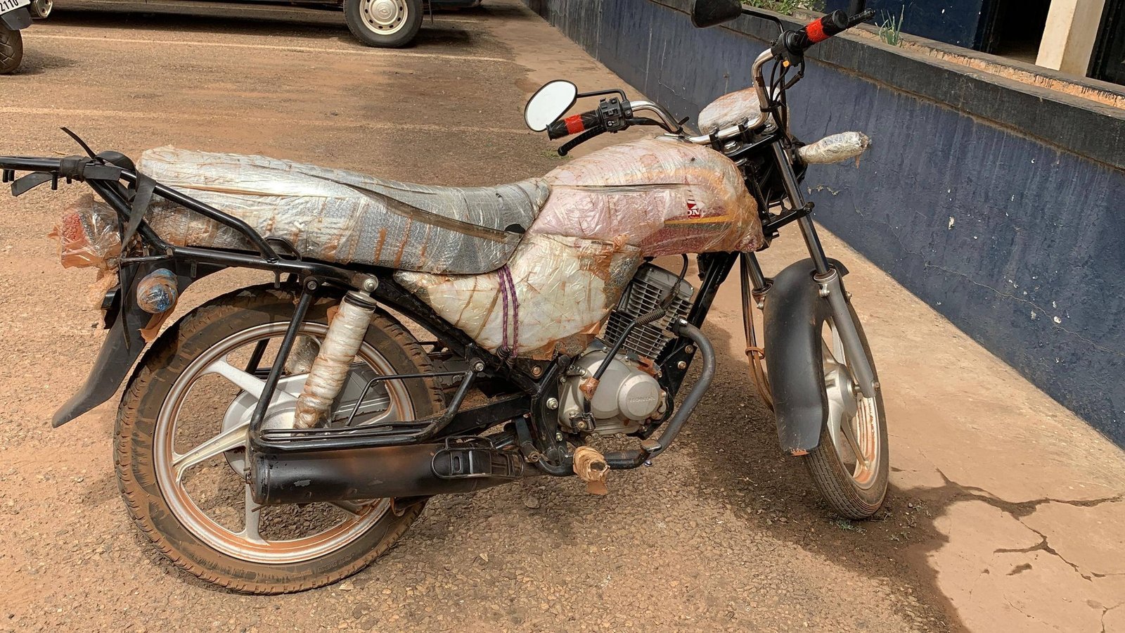 Police recover five assault rifles after Bono shootout, one suspect killed