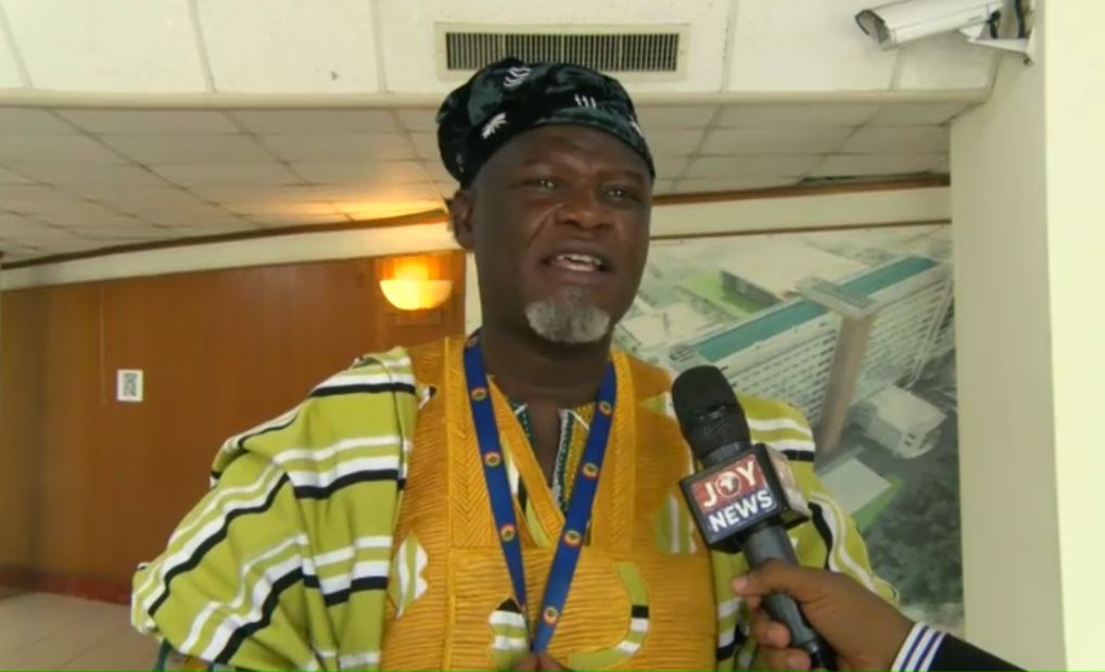 Dozens of MPs don smocks in cultural solidarity amid Ghana-Zambia 'fugu' controversy Dozens of MPs don smocks in cultural solidarity amid Ghana-Zambia 'fugu' controversy