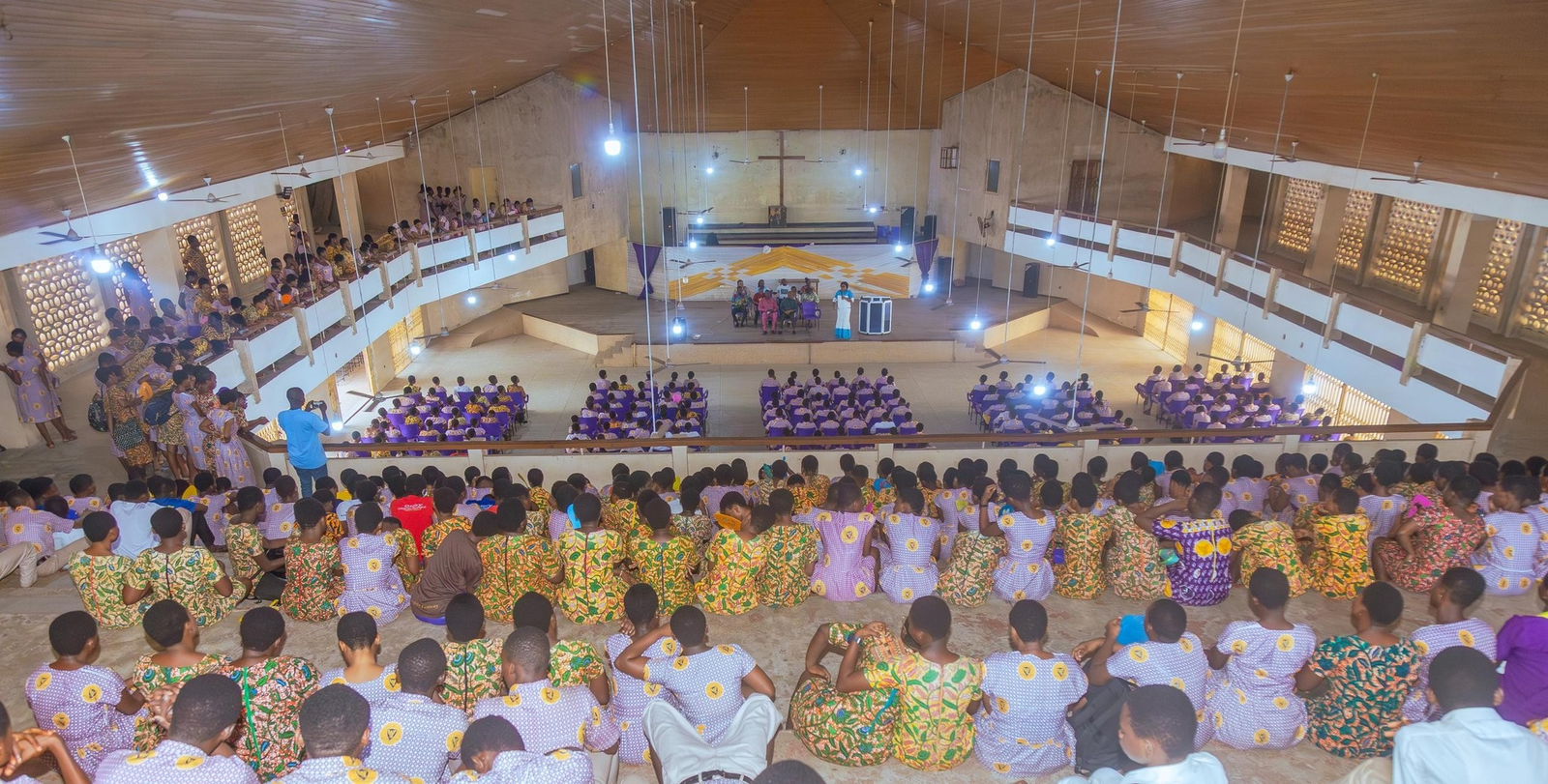 Ofosu Kwakye donates 10,000 desks and chairs to five SHS in his constituency