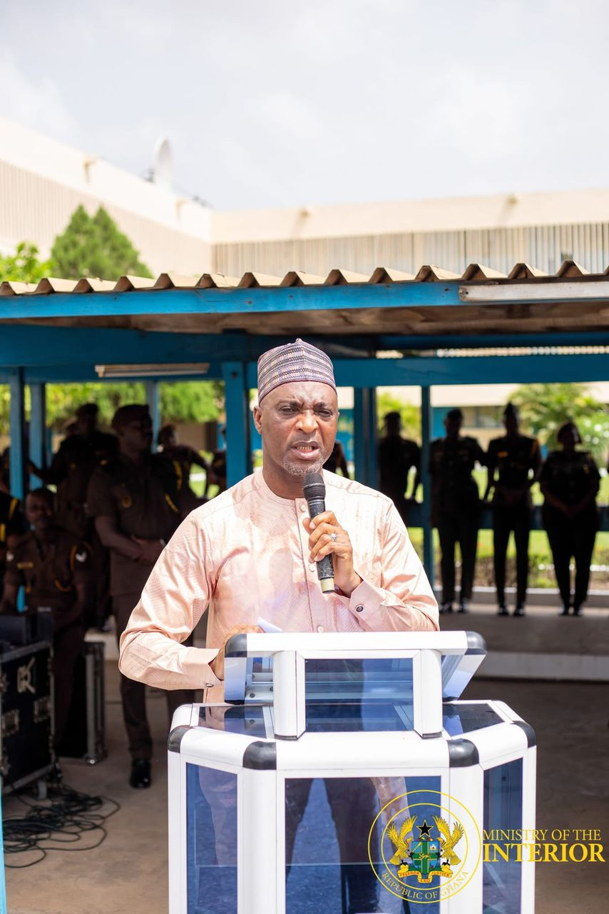 Interior Minister supports prison inmates with Ramadan food donation