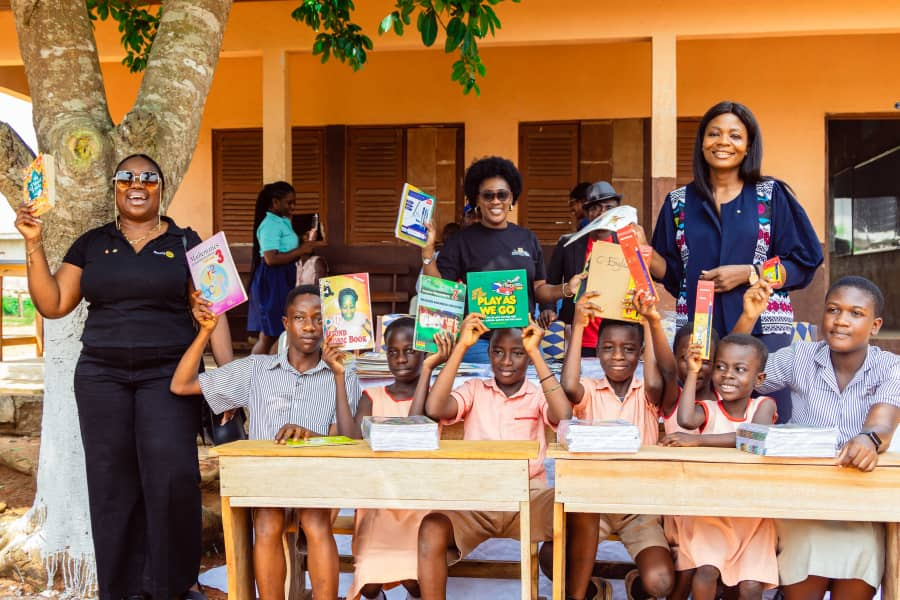 Rotary Club of Accra-Odadee AOGA donates desks and books, hosts reading clinic at Akropong M/A Basic School Rotary Club of Accra-Odadee AOGA donates desks and books, hosts reading clinic at Akropong M/A Basic School