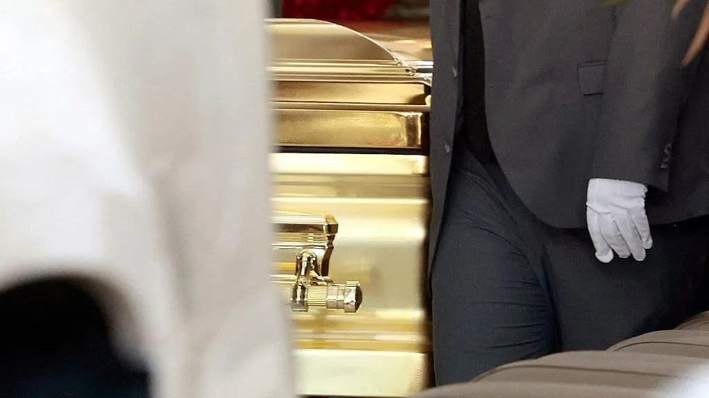 Mexican drug lord 'El Mencho' buried in golden coffin
