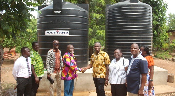 Mawuli School PTA donates desks, water tanks to improve academic environment Mawuli School PTA donates desks, water tanks to improve academic environment