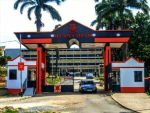 Mfantsipim school main entrance front view 565x424 1