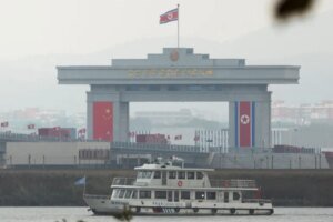2026 10 15T043338Z 1132550393 RC2E3OAWK12Y RTRMADP 3 CHINA NORTHKOREA BRIDGE 1792111840