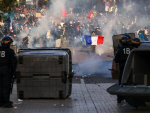 2026 10 24T171927Z 979418966 RC2R9OA80KSF RTRMADP 3 FRANCE PROTEST 1792906814