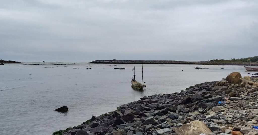 Dixcove20Breakwater 1200x630