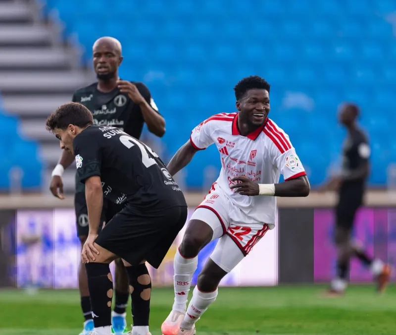 bonsu baah on target for al qadsiah against al kholood